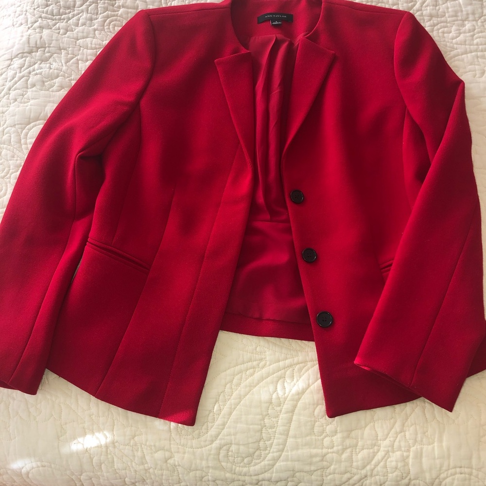 Ann Taylor Red peplum skirt suit size 6